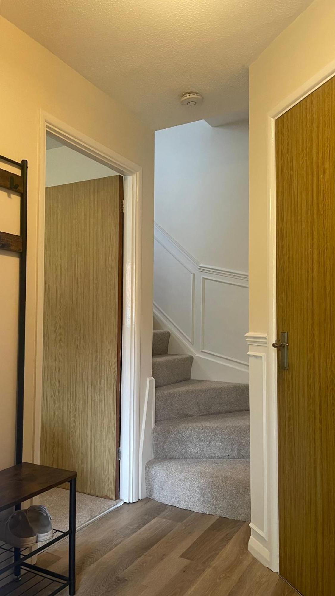 Entire Home With Private Entrance Earley Exterior foto